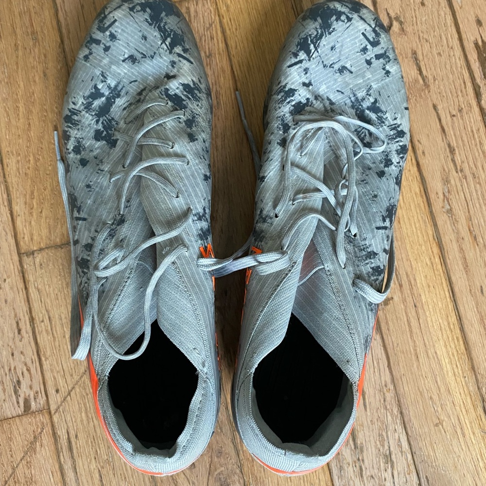 Men’s soccer cleats